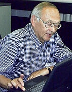 Allan Kiviaho al conferentia international de interlingua in Bulgaria, 2003. Photo: Thomas Breinstrup